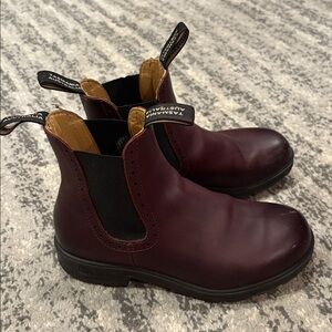 Blundstone high top burgundy (Shiraz) leather boots, size 5.5 (Aus)/8.5(US)